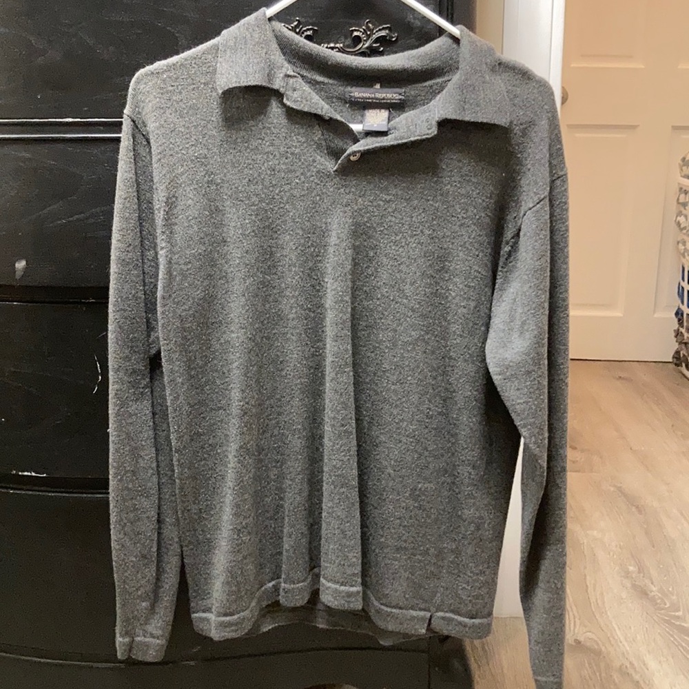 Men’s Banana Republic 100% wool sweater